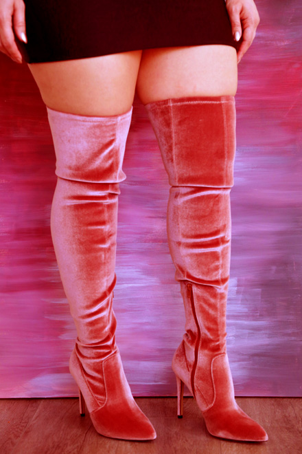 red boots fat legs torlaka 1